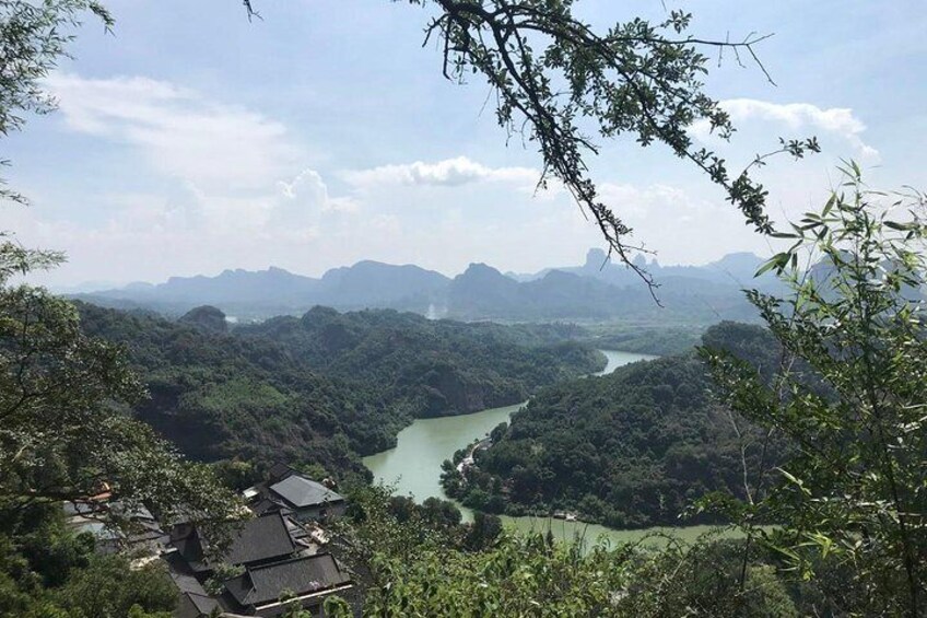 Private 3-Day Tour to Gulong Canyon, Peak Corridor and Mt Danxia from Guangzhou