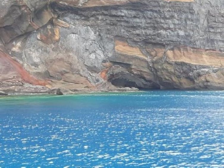 Beautiful Bays Discovery Cruise with Lunch