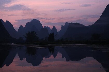 Private Tour: 6-Day Tour from Hong Kong to Yangshuo