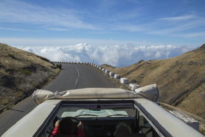 Levada Walking Tour & Jeep Safari Expedition
