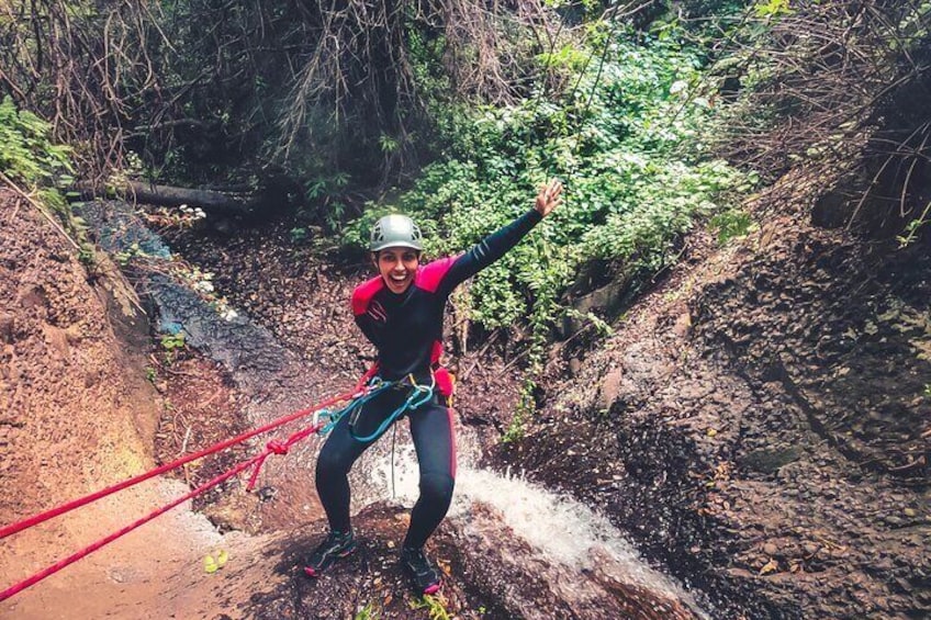 Canyoning in the Rainforest ツ