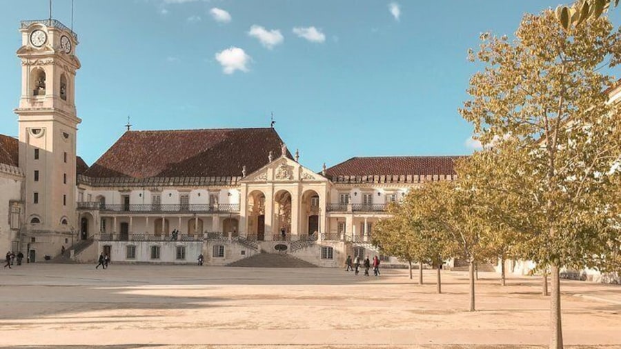 Guided tour of the University and city of Coimbra.