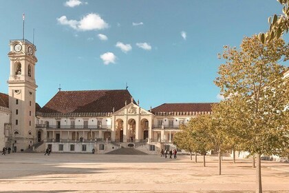 Führung durch die Universität und die Stadt Coimbra.