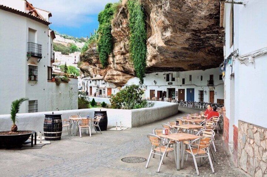 Ronda and Setenil de Las Bodegas Private Tour From Malaga and Surronds