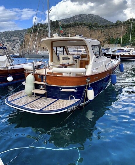 Small-Group Capri Cruise from Sorrento