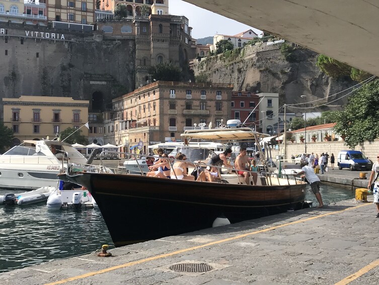 Small-Group Capri Cruise from Sorrento