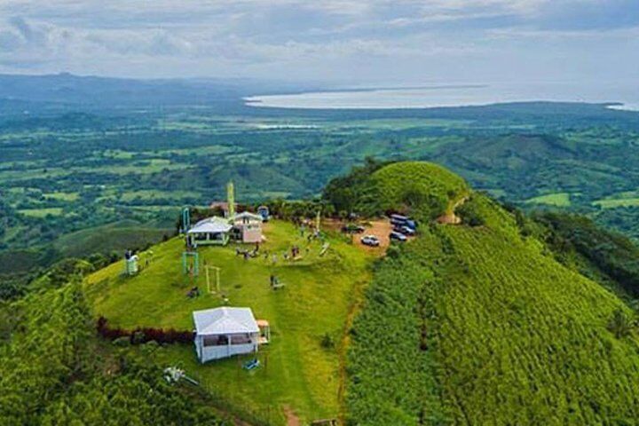 Tour to Montana Redonda