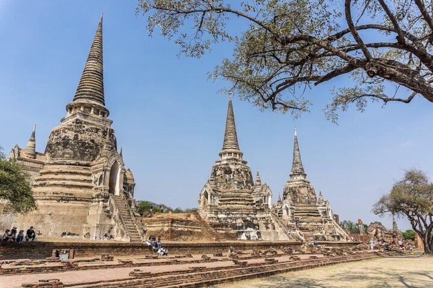 Ayutthaya Full Day Tour with Traditional Lunch by River Cruise (Grand Pearl)