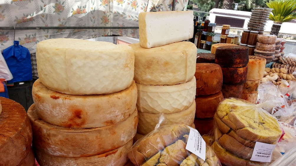 Visit to Traditional Local Markets in Gran Canaria