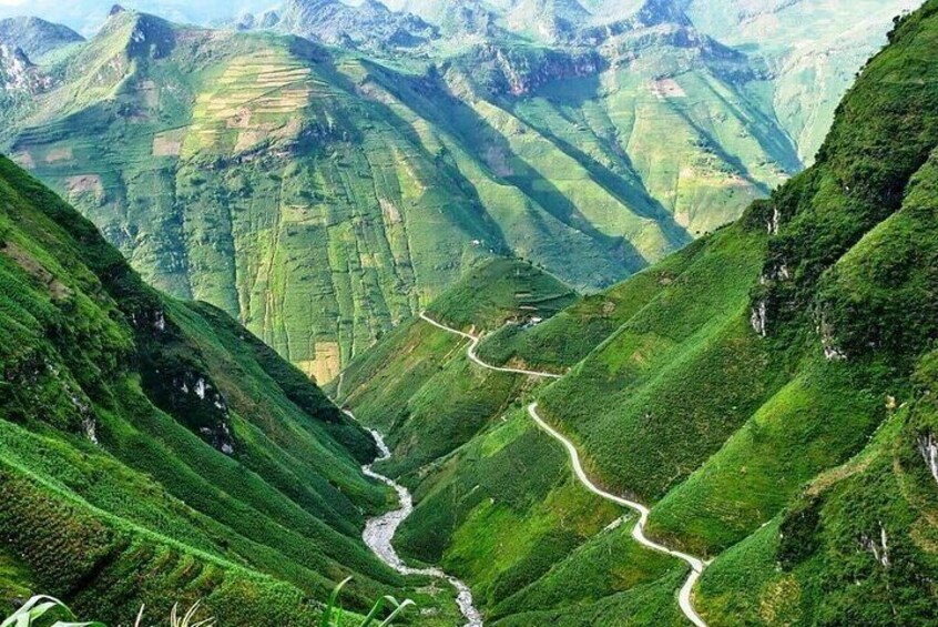 3-Day Ha Giang Loop Tour (small group with easy rider)