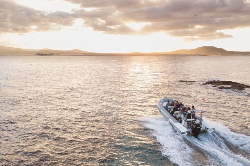 Water Taxi Lobos Island