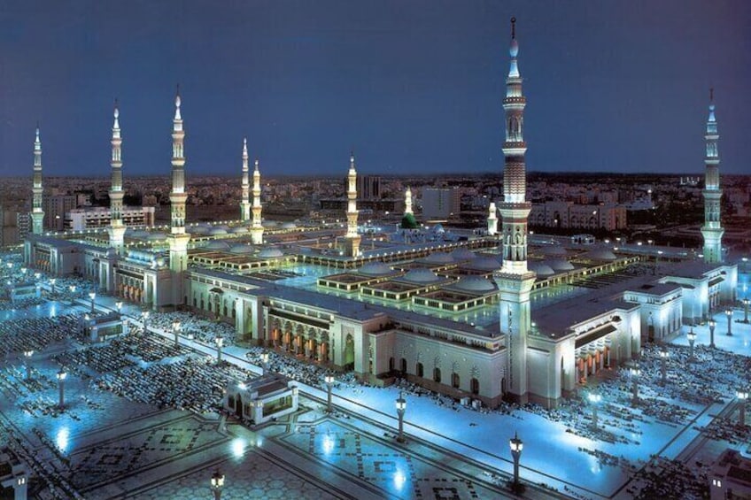 Madinah Holly & Historical Places/ Ziyarates Tour