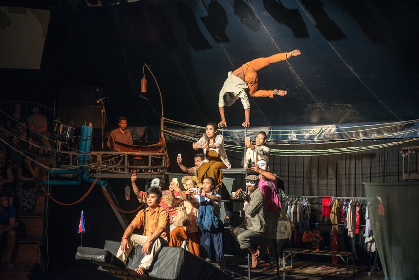 Cambodian Circus Show with Private Transfer