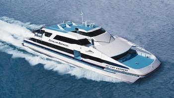 Shared Shuttle & Ferry: Los Angeles to Catalina Island