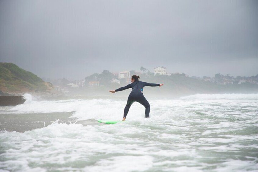 Surf lessons beginners in the Basque Country
