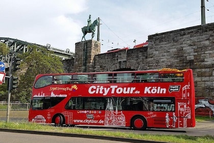 Tour della città di Colonia in un autobus a due piani