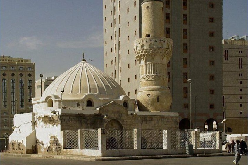 Masjid Abu Bakkar
