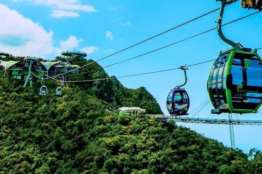 Langkawi Skycab + Skybridge + Eagle Square Private Tour 