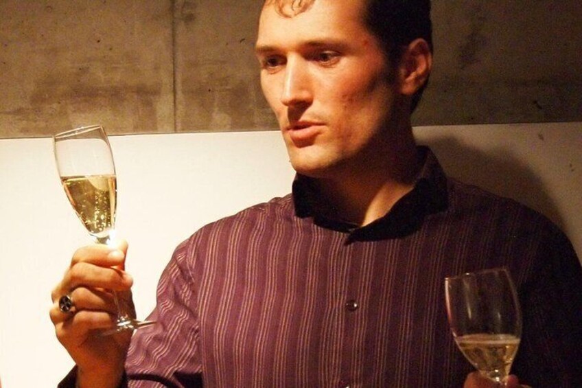 Introduction to tasting Champagne wines