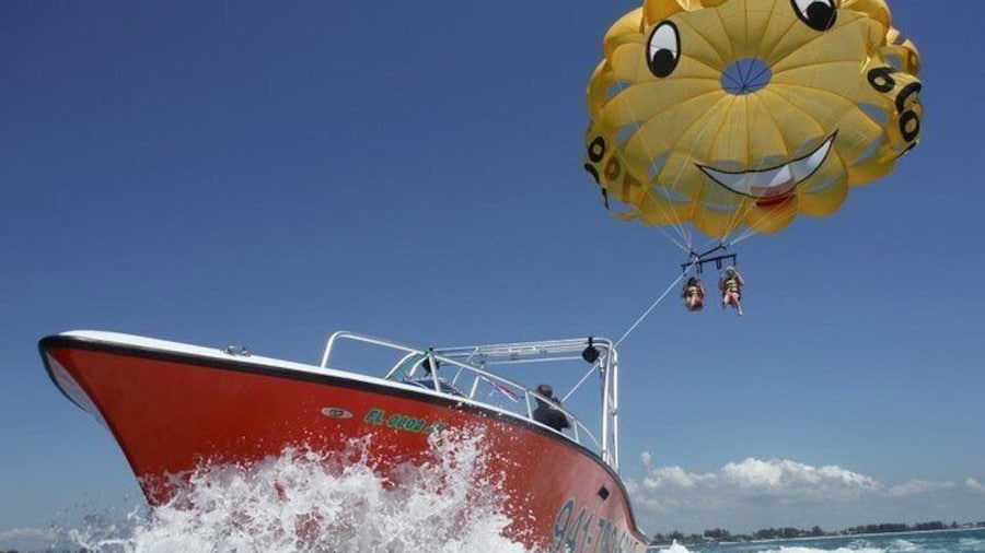 Afternoon Parasailing Adventure above the Gulf of Mexico