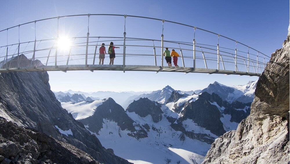 Mount Titlis Day Trip from Zurich