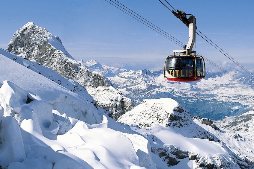 Mount Titlis Day Trip from Zurich