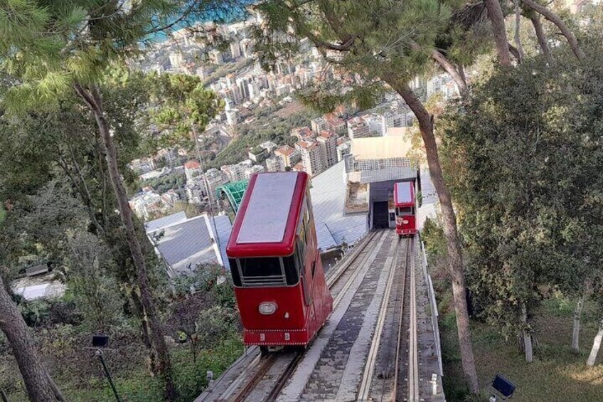 Cable cars Harissa