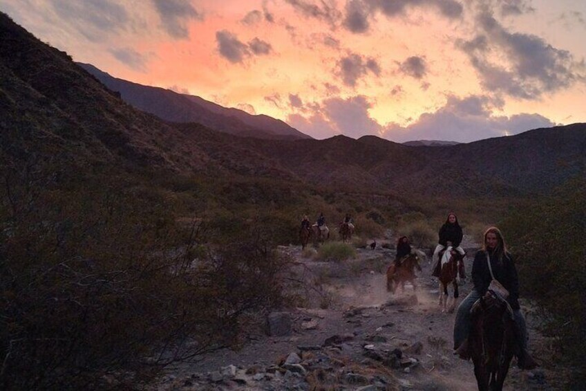  Horseback riding and roast in the mountains of Mendoza