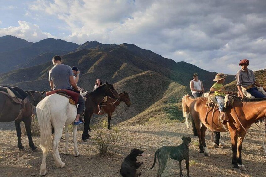  Horseback riding and roast in the mountains of Mendoza