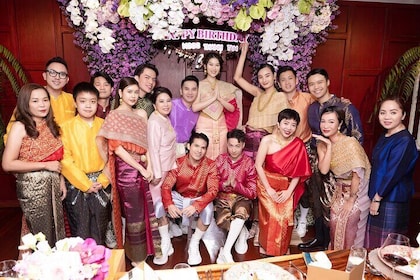 Wear Thai Photoshoot in Bangkok