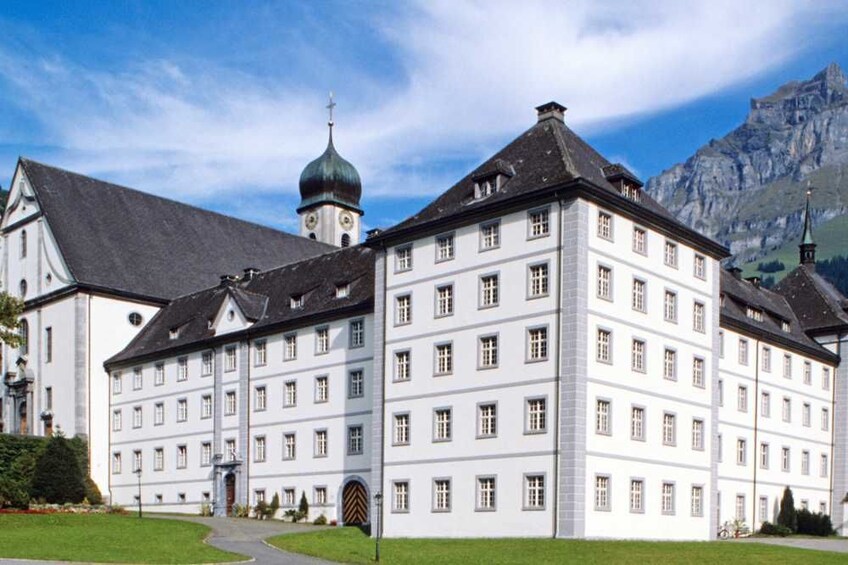 Lucerne & Engelberg Alpine Village Day Trip