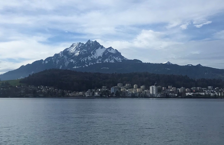 Lucerne Day Trip with Yacht Cruise
