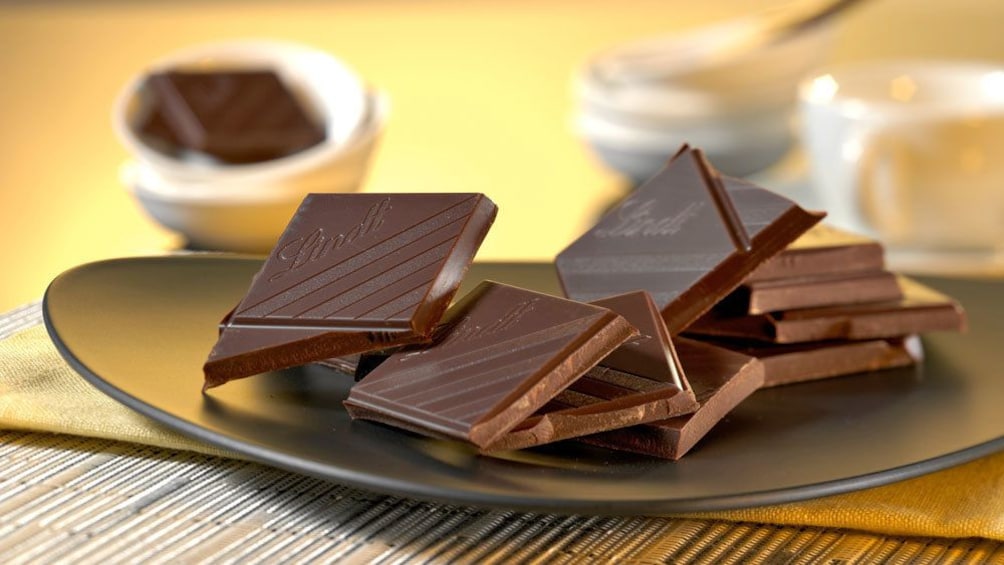 Foto 5 von 8 laden Lindt Swiss chocolate in Zurich