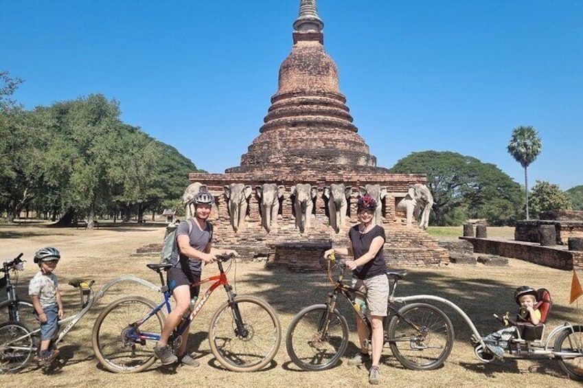 Full Day Sukhothai Historical Park Tour