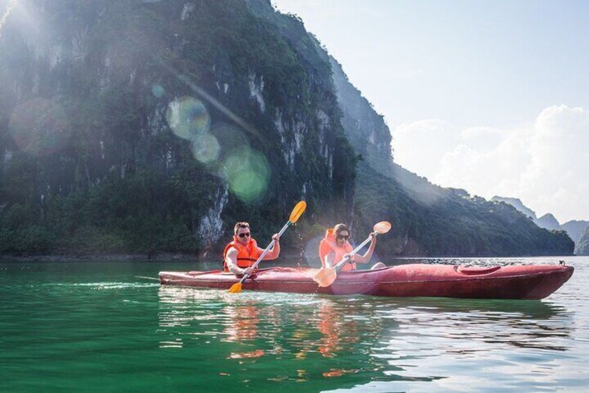 Halong Fantasea Cruises - 3 Days 2 Nights Tour From Hanoi