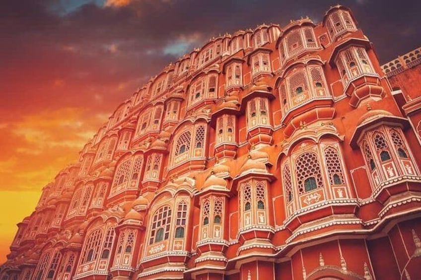Exclusive : Guided Jaipur Tour With Entry & Lunch