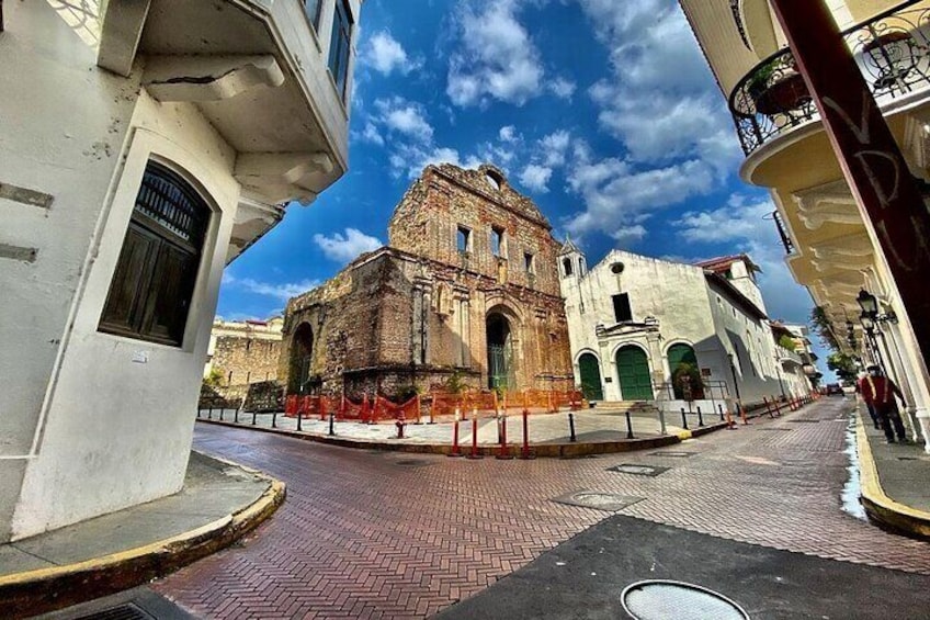 Walking through Casco Viejo in Panama City