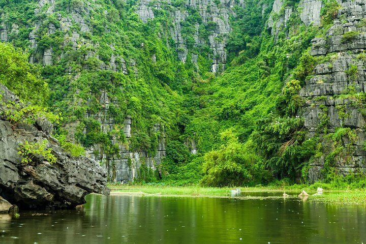Hanoi: Full-Day Mua Cave, Hoa Lu and Tam Coc Tour