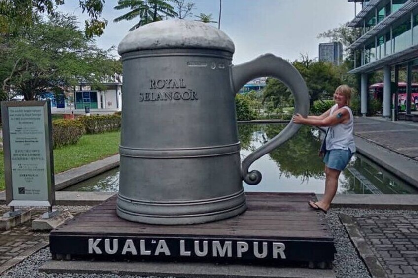 Countryside and Batu Caves Tour at Malaysia