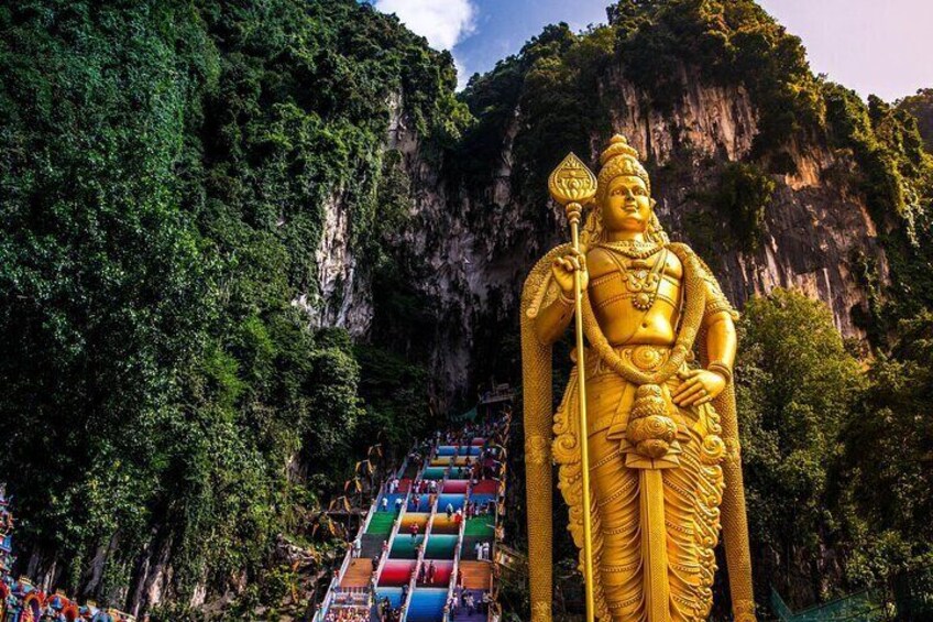 Explore Magnificent Batu Caves and Countryside Tour