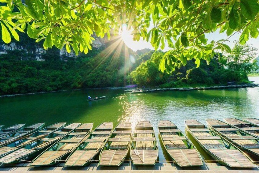 Trang An Boating – Mua Cave – Tuyet Tinh Coc – Hoa Lu Ancient Capital & Bai Dinh|