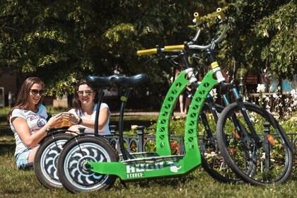 Prague E-Scooter Tour: Fat Tire or Regular Scooter