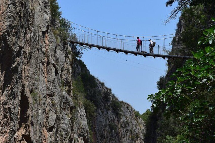 Canyon Trail & Chulilla Village - private full day tour