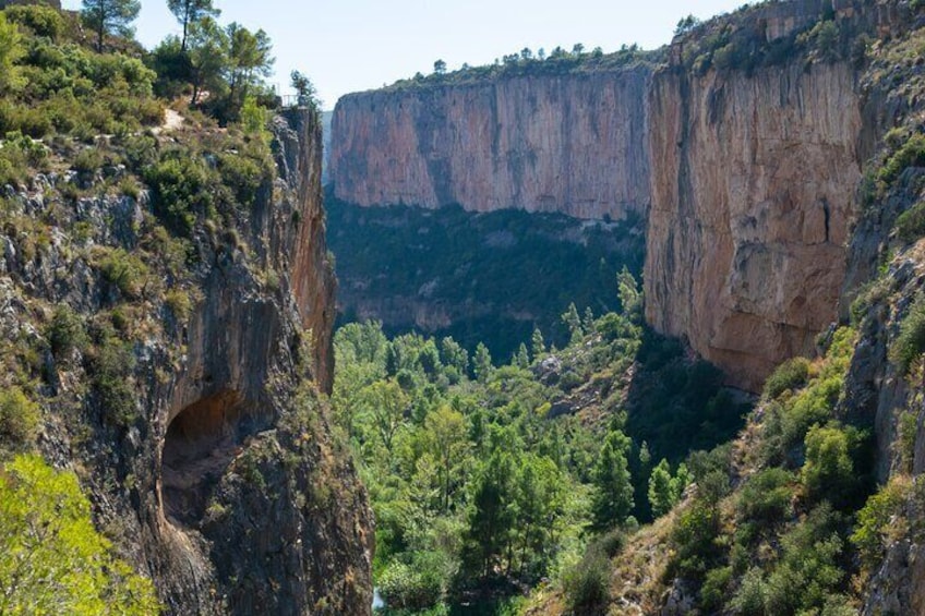 Canyon Trail & Chulilla Village - private full day tour