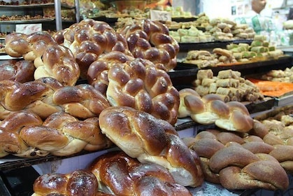 “MEAH SHE’ARIM” - Ultra Orthodox Areas and Bakery Tour