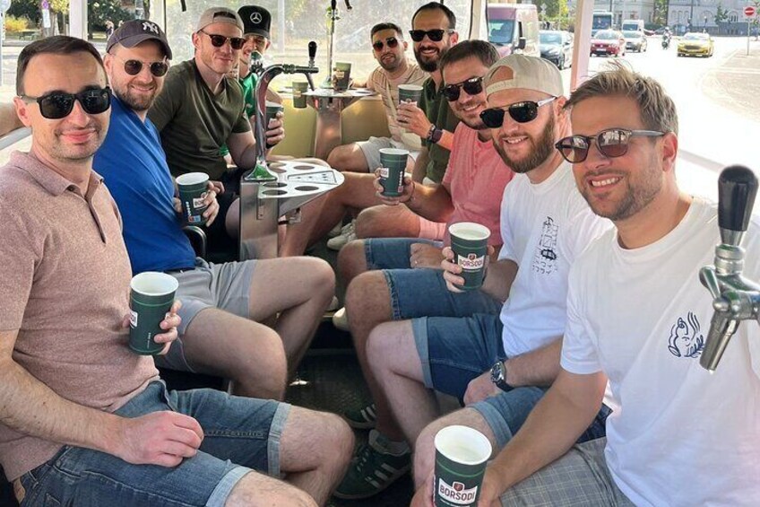 BeerBus Budapest - Sightseeing PRIVATE Partytour