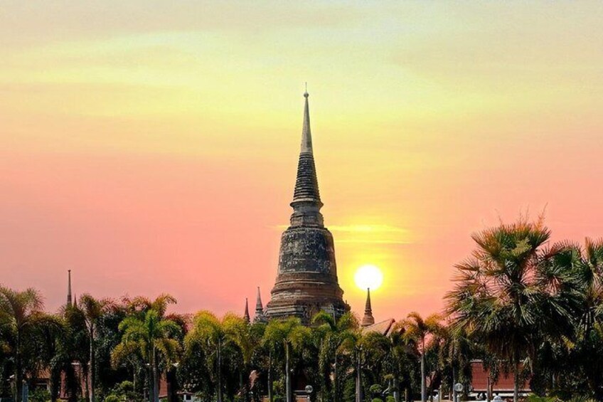 Explore the Ayutthaya Highlights with Private Guide & Driver
