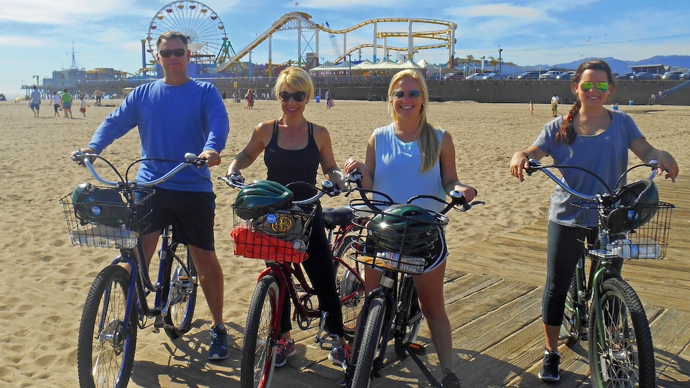 Group on the Private Electric Bike Tour of Santa Monica and Venice Beach
