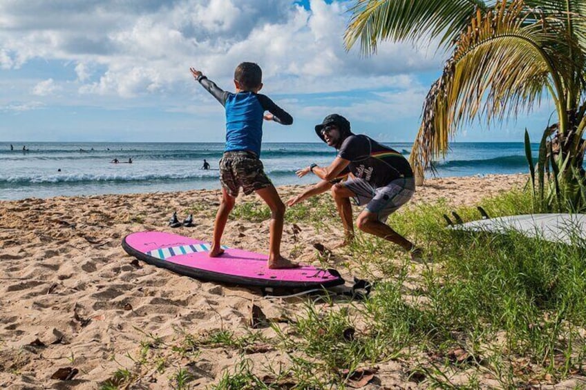 Come and learn to surf at the best surf spots in Guadeloupe.