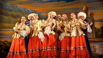 Performance of Russian Folk Dances with private transfer